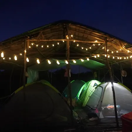 Mechrey Tonle Camp Site Hotel
